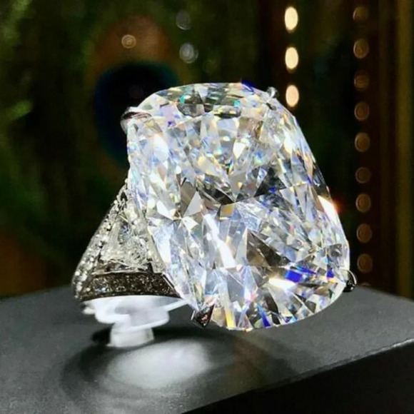 🔥Crystal Clear Super Large Radiant Cut Zircon Silver Plated Wedding Ring, L207